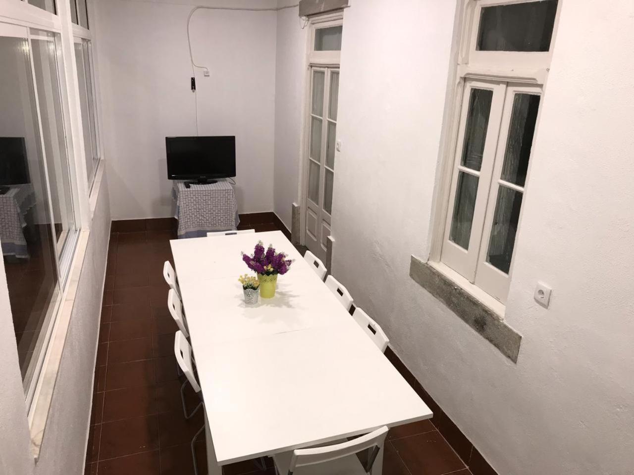 Anjos Hostel *